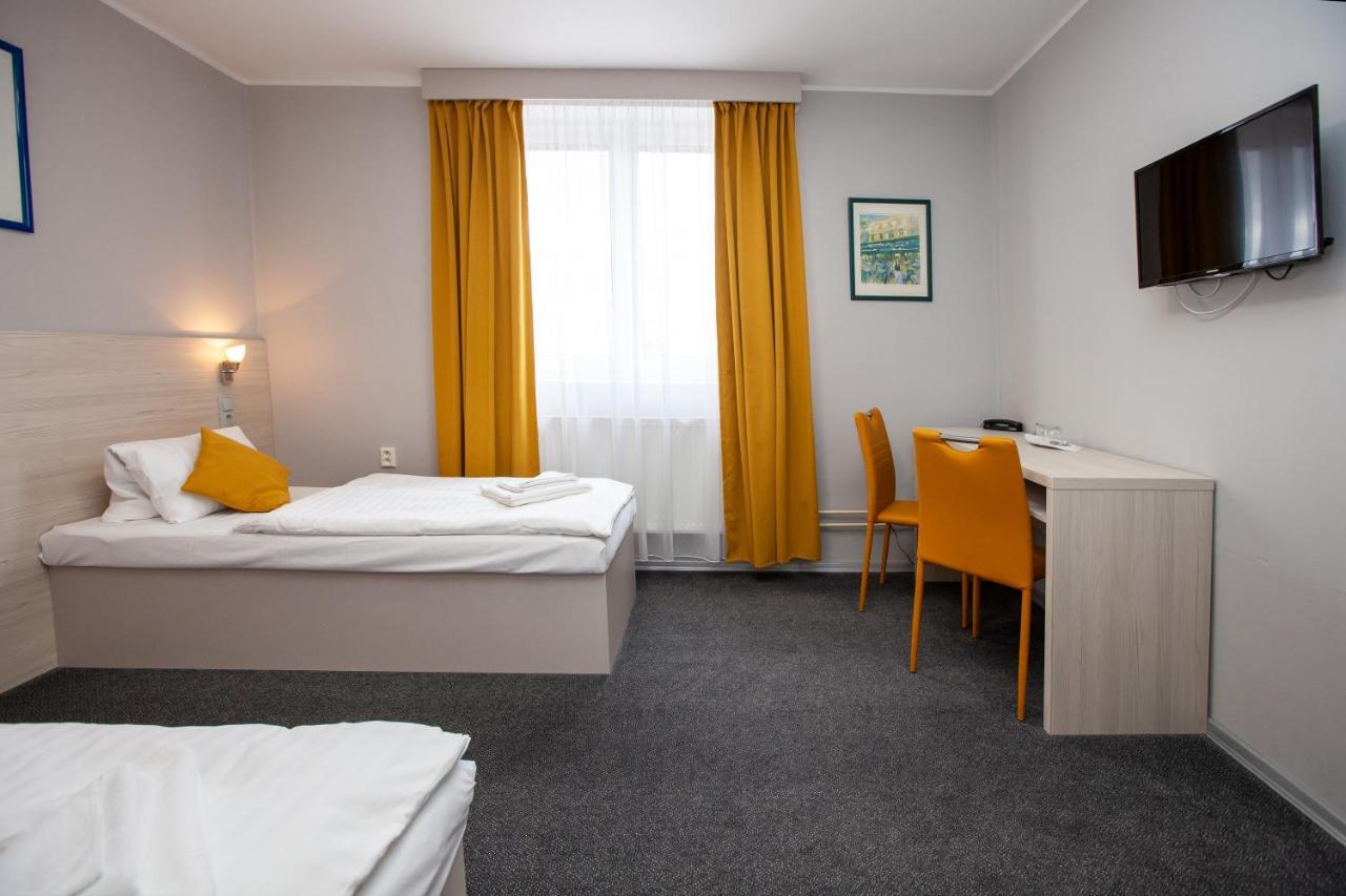 Hotel Stella Plzen Exterior photo